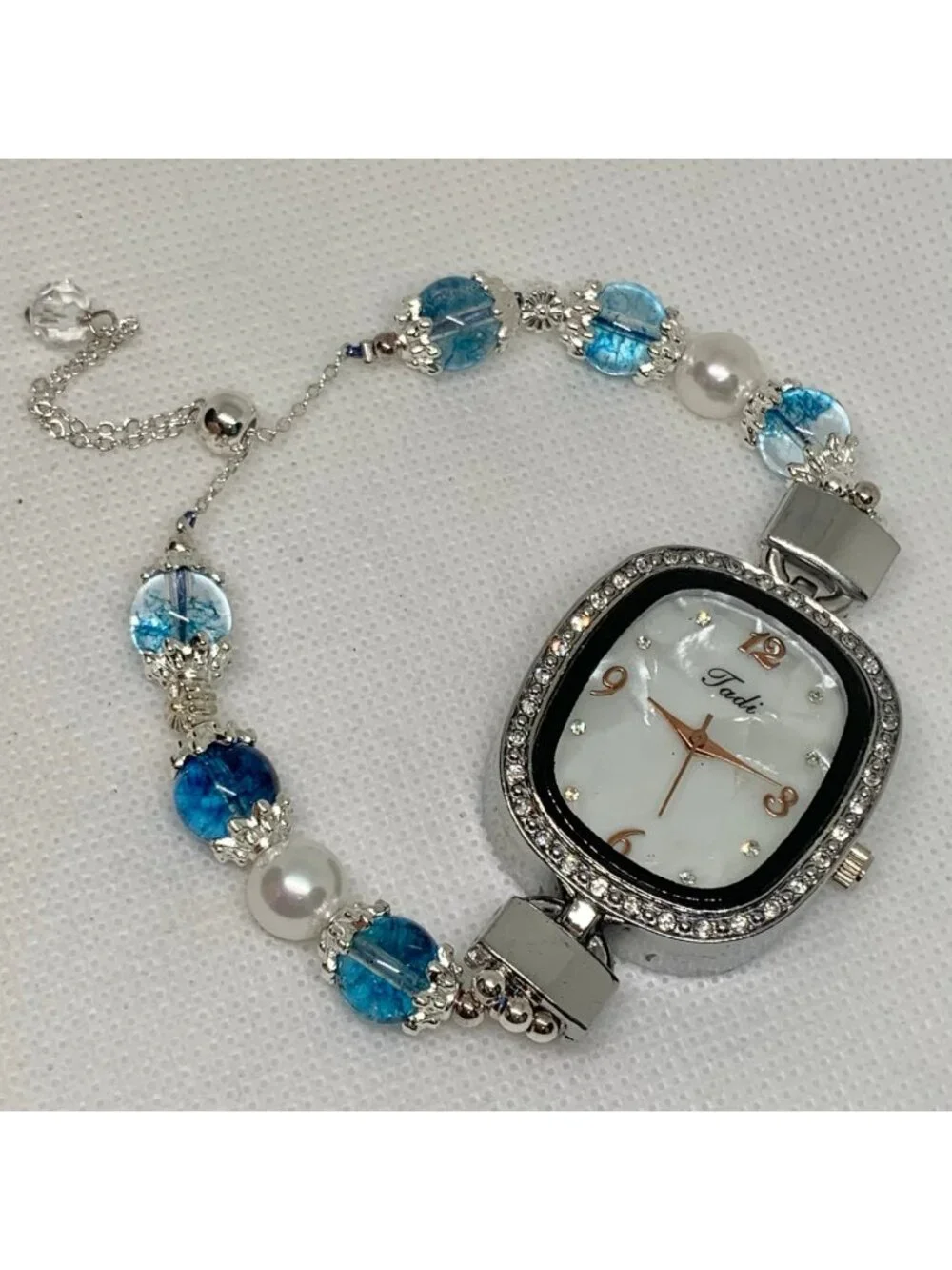 Women’s silver tone watch quartz 31mm mop dial beads adjustable band running